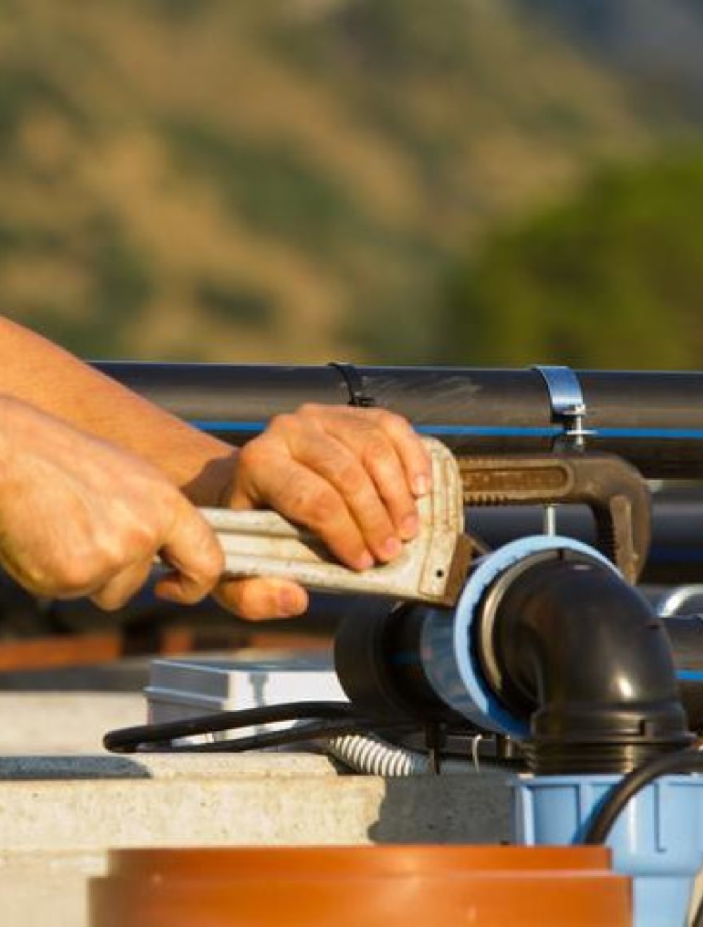 Robinet extérieur alimenté par un puits artésien, eau claire et pure à Mirabel.